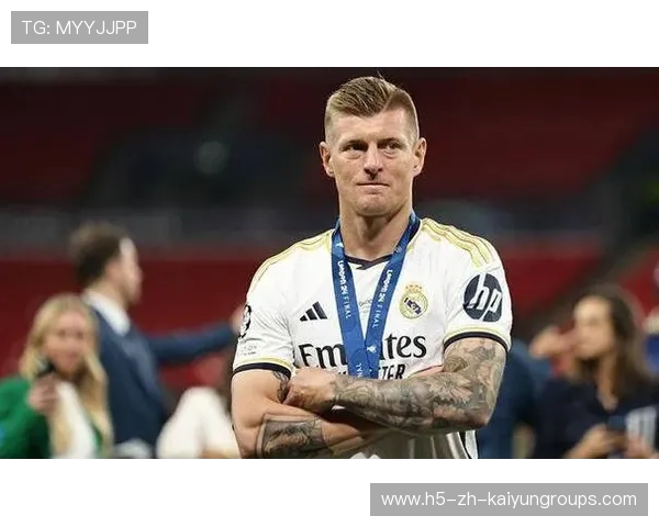 克罗斯中距离重炮直取死角,皇马势头高涨